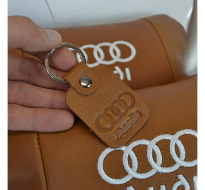 Набор из двух подушек на подголовник Audi, из натуральной коричневой кожи, Подарок мужчине водителю