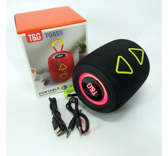 Портативна колонка TG655 5W з RGB підсвічуванням та ремінцем, Bluetooth колонка для вулиці. Колір: чорний