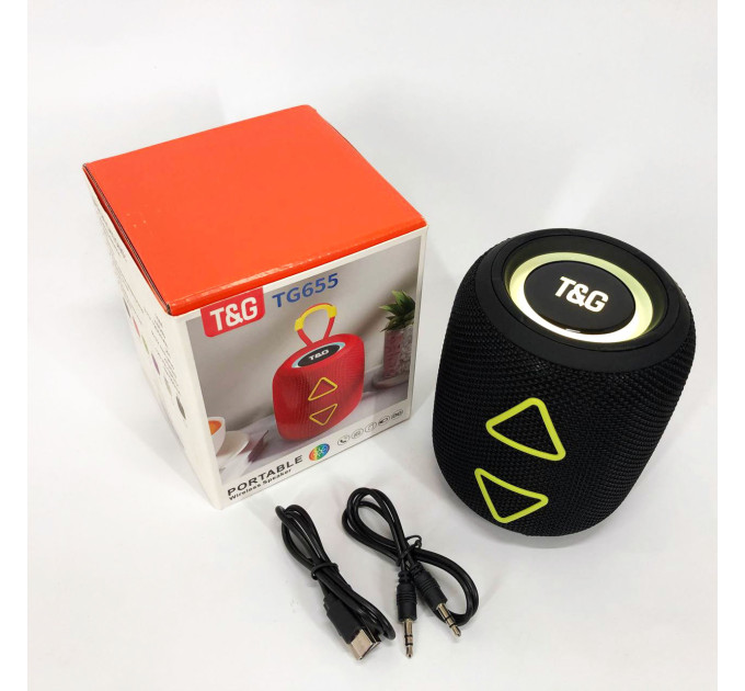 Портативна колонка TG655 5W з RGB підсвічуванням та ремінцем, Bluetooth колонка для вулиці. Колір: чорний