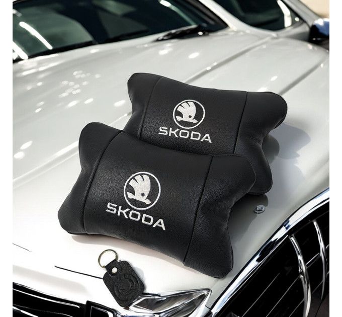 Автомобильные подушки 2 шт на подголовник Skoda / Шкода, из натуральной кожи, стильный аксессуар для вашего авто