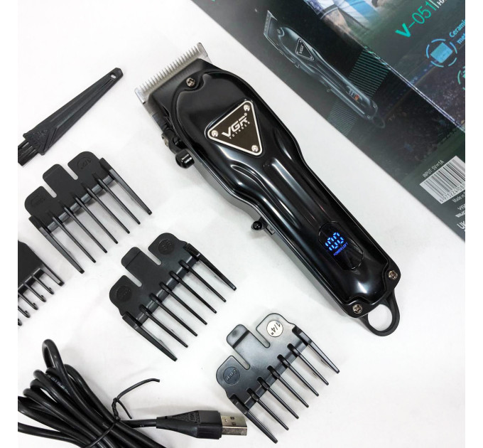 Акумуляторна машинка для стрижки VGR V-051