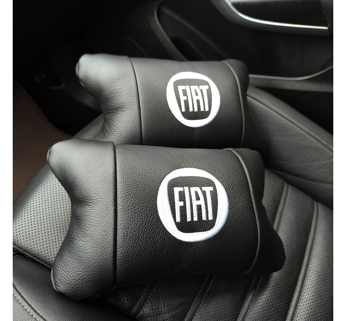 Набор подушек Fiat из натуральной кожи + вышивка логотипа и кожаный брелок в подарок