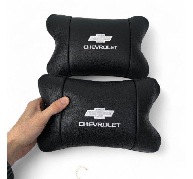 Автомобильные подушки Chevrolet из натуральной итальянской кожи + кожаный брелок в подарок