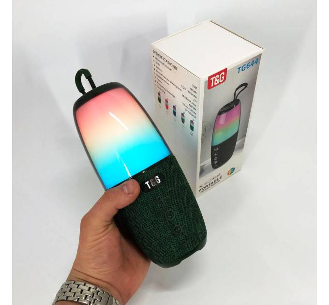 Портативная колонка TG644 5W с RGB подсветкой и ремешком, Беспроводная колонка мощная. Цвет: зеленый