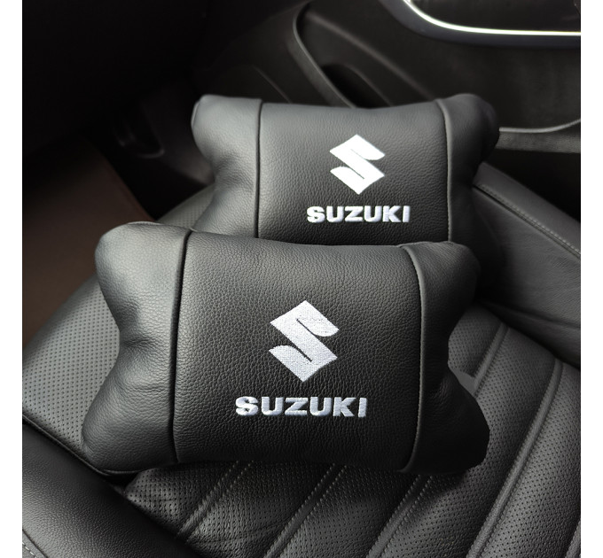 Набор кожаных подушек Suzuki с вышивкой логотипа + брелок в подарок для авто