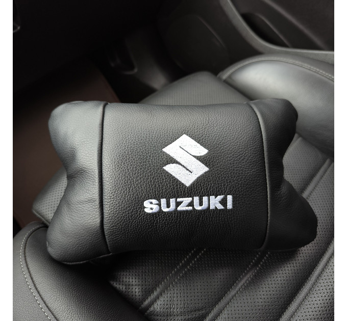 Набор кожаных подушек Suzuki с вышивкой логотипа + брелок в подарок для авто