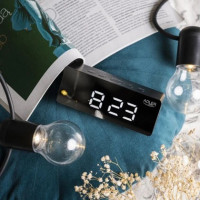 Настільний годинник-будильник Adler AD 1189 Black з термометром, LED-підсвіткою та USB-живленням