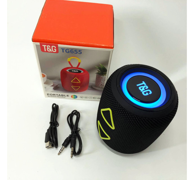 Портативна колонка TG655 5W з RGB підсвічуванням та ремінцем, Bluetooth колонка для вулиці. Колір: чорний