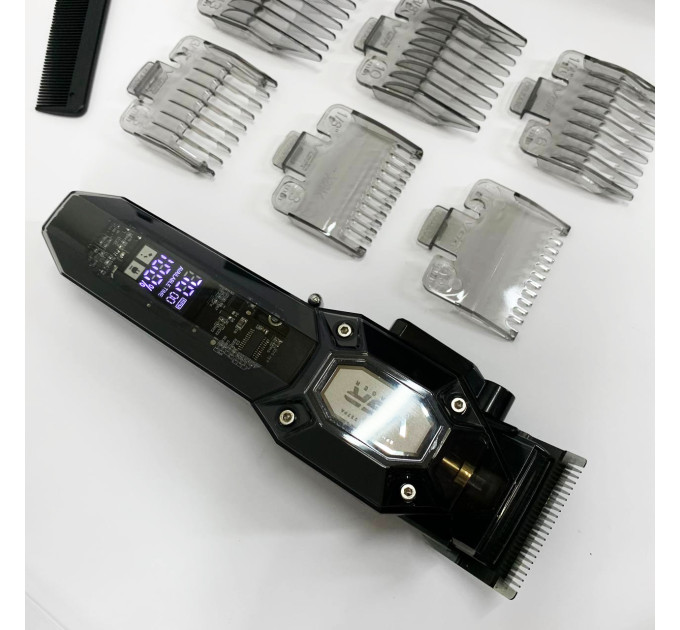 Аккумуляторная машинка для стрижки VGR V-600. Цвет: черный