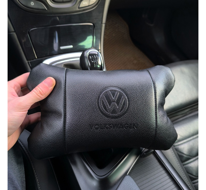 Набор кожаных подушек 2шт - Volkswagen на подголовник в машину, Автомобильная подушка