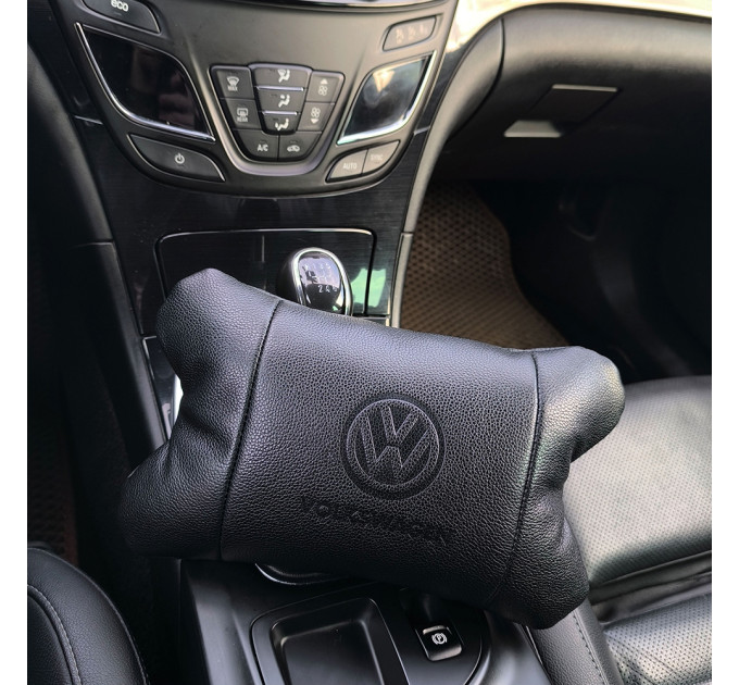 Набор кожаных подушек 2шт - Volkswagen на подголовник в машину, Автомобильная подушка
